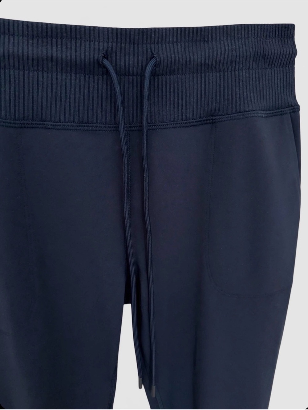Avalanche High-Rise Active Leggings in Navy Blue